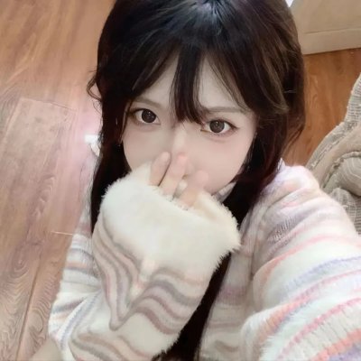 圆月迷离花
